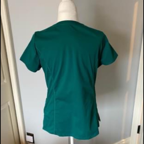 Scrub Top - Picture 3 of 3